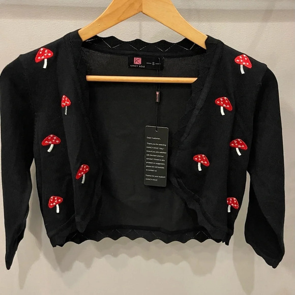 🎉🎉🎉HOST-PICK🎉🎉🎉MUSHROOM Crop Cardigan, Multiple Sizes, NWT - Picture 3 of 8